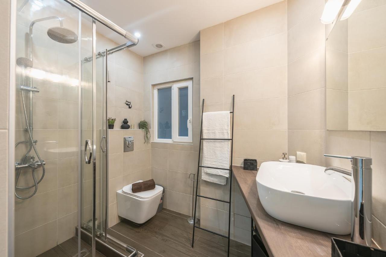 Superb Acropolis View 3Bd Apt In Historical Center Athen Exterior foto